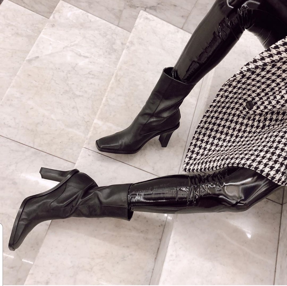 Zara heeled leather square ankle boots - Picture 2 of 9